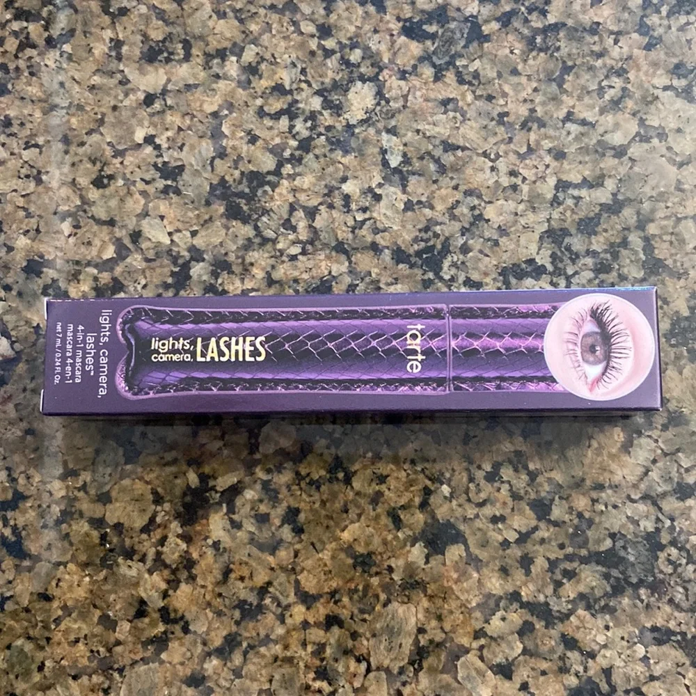 NWT Tarte Lights, Camera, Lashes 4-in-1 Black Mascara